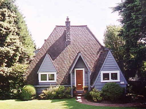 2336 Lawson Ave