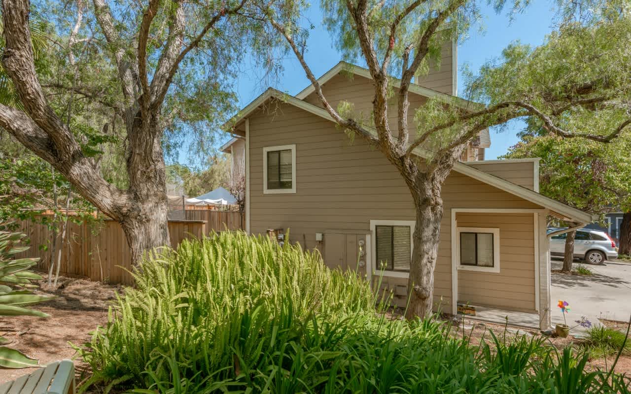 4008 Otono Dr, #B