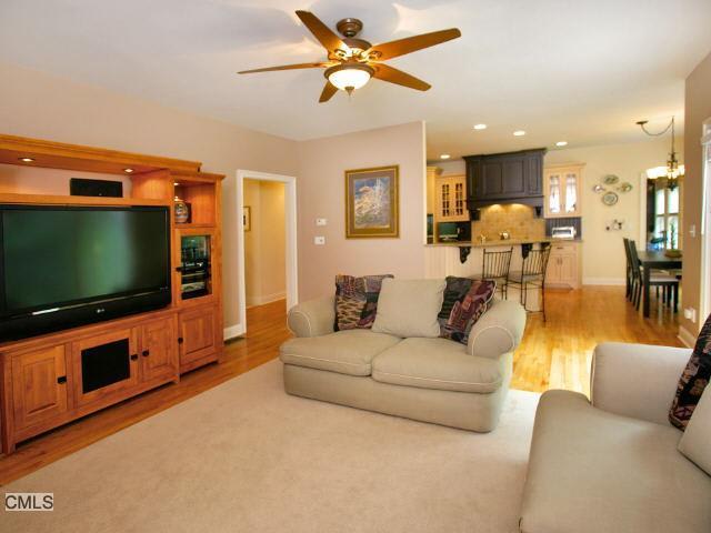25 Sconset Dr