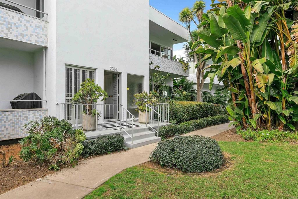14-2354 Torrey Pines Rd, La Jolla