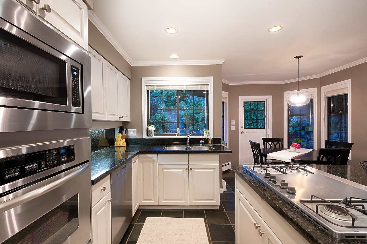 5467 Monte Bre Cres