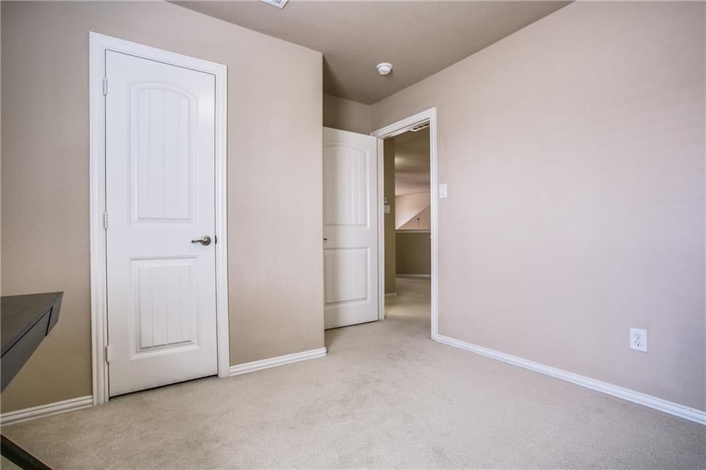 2709 Triangle Leaf Dr