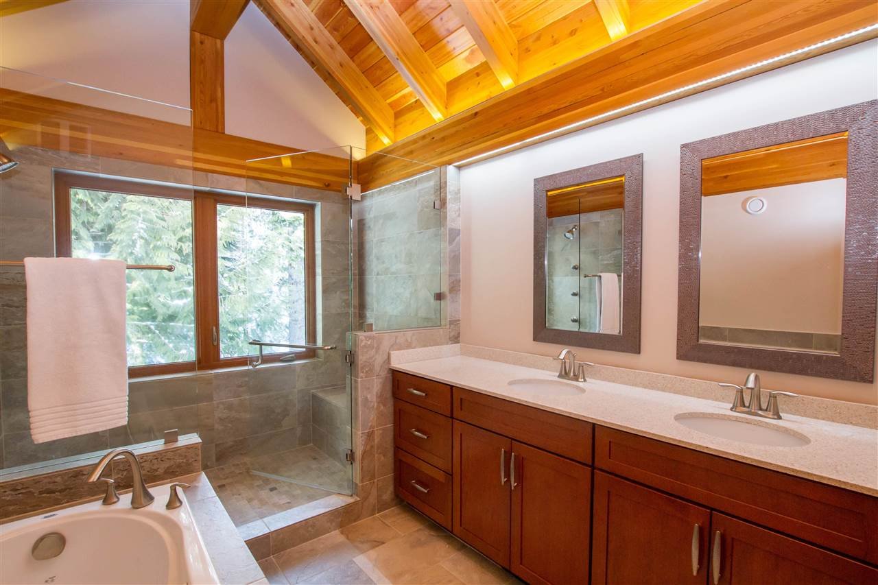 8628 Driftwood Close