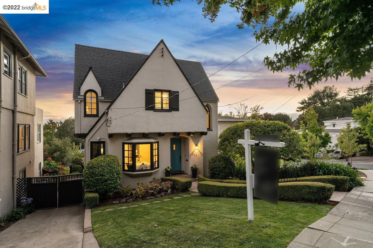 526 Magnolia Ave 