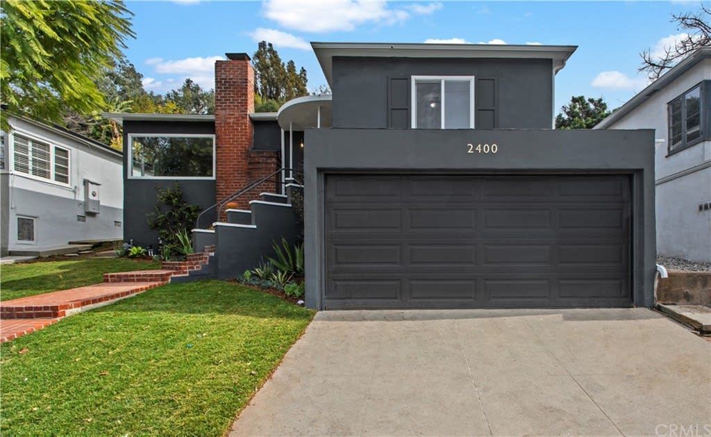 2400 Griffith Park Blvd