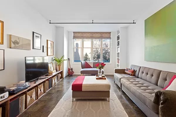 344 West 23rd Street Unit: 2C