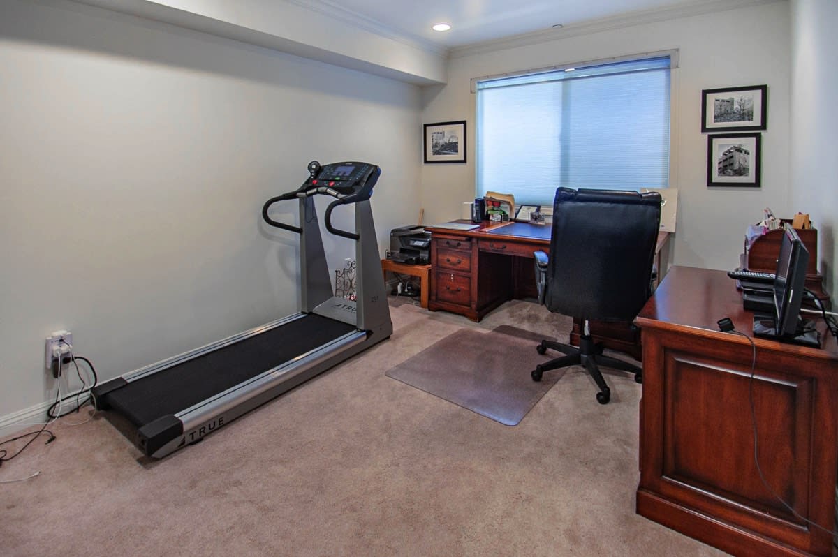 4533 Vista Del Monte Ave 101 Sherman Oaks, CA
