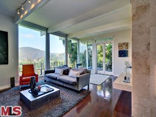 780 Linda Flora Drive