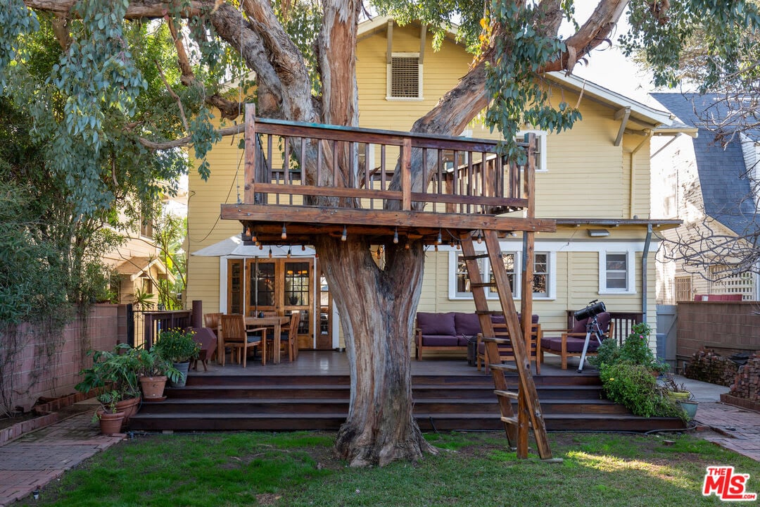 Stately and remodeled West Adams Craftsman