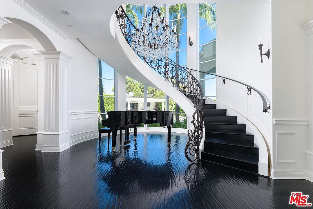 Palazzo Paradise