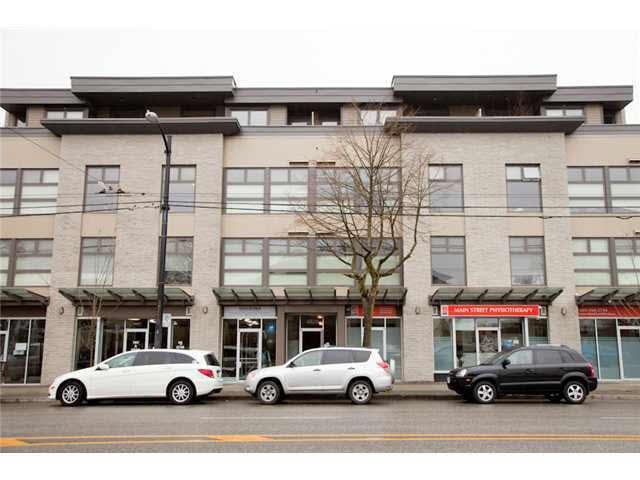 403-4823 Main St