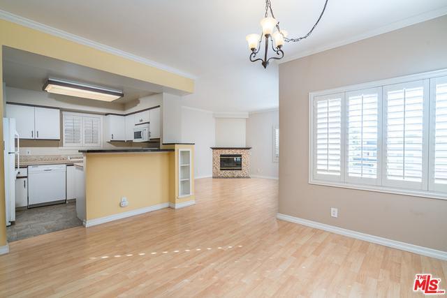 360 S LOS ROBLES AVE # 11