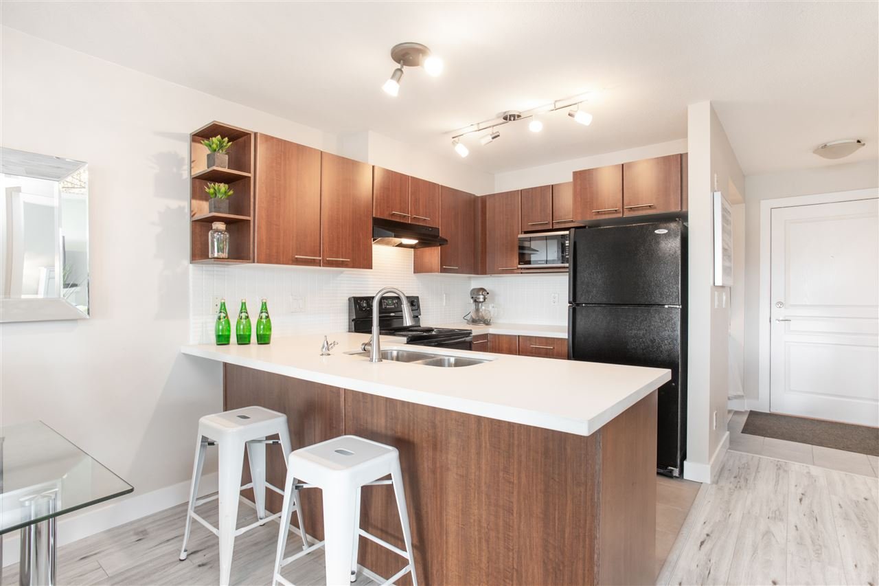 204-4868 Brentwood Dr