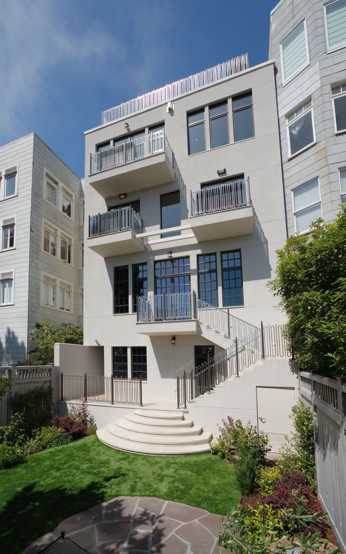Magnificent New Home in Pacific Heights