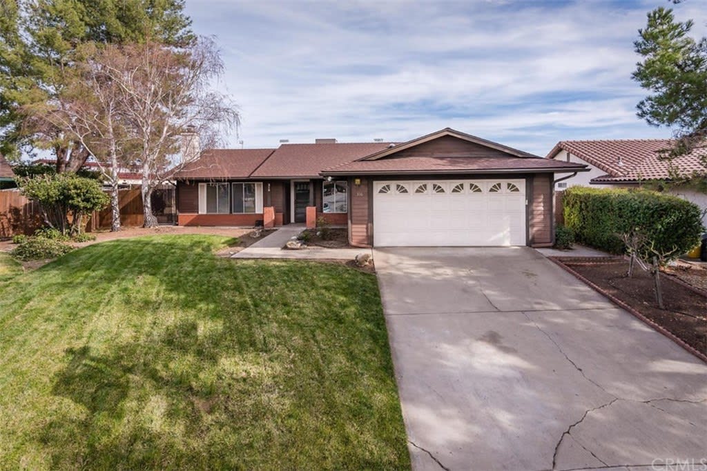 316 Clydesdale Cir