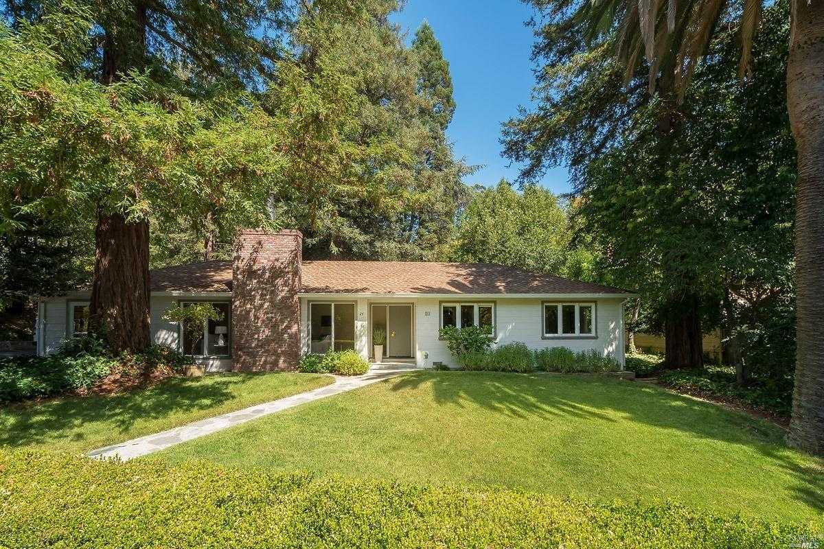 24 Treehaven Drive