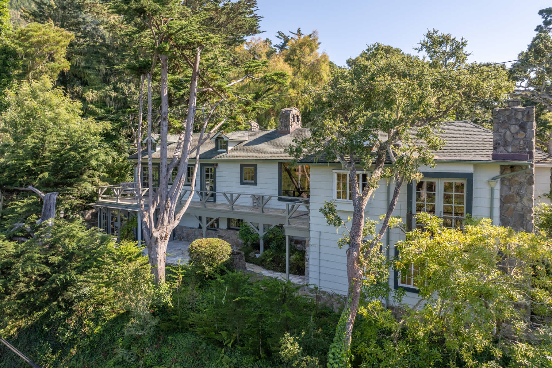 Charming Carmel Highlands Cottage - 125 Cypress Way