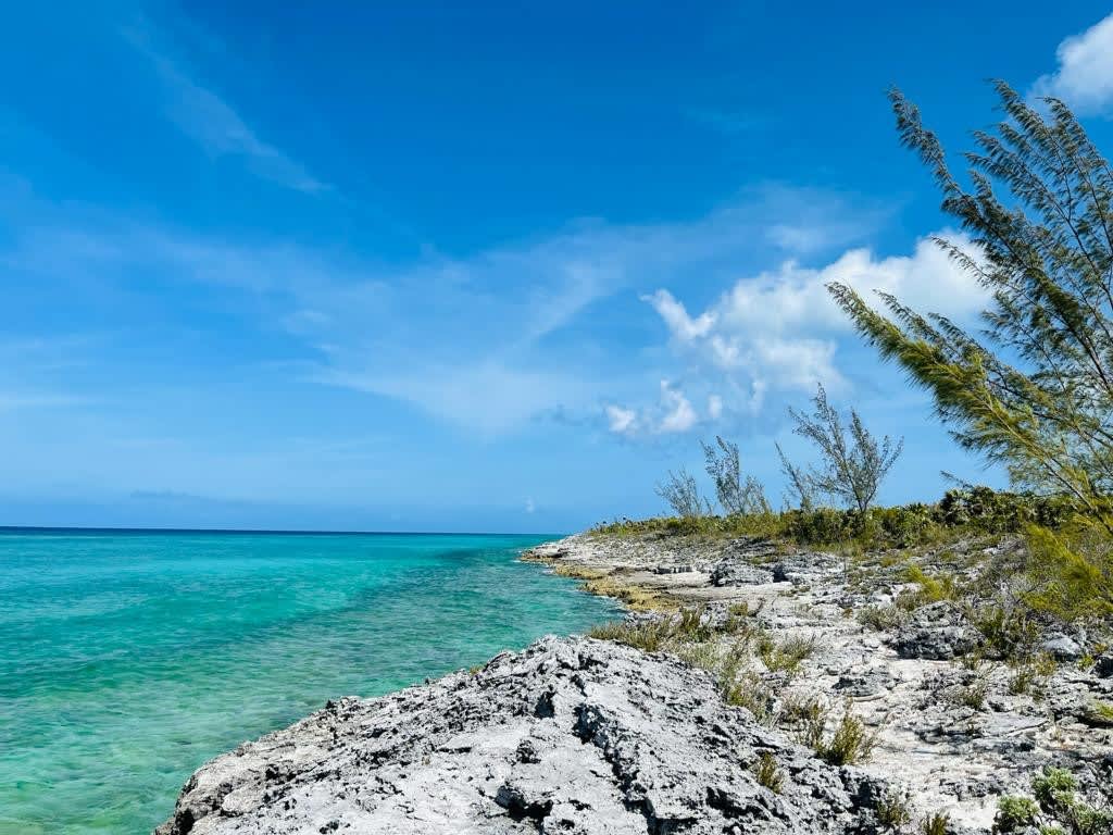 Hawks Nest Cay Cat Island