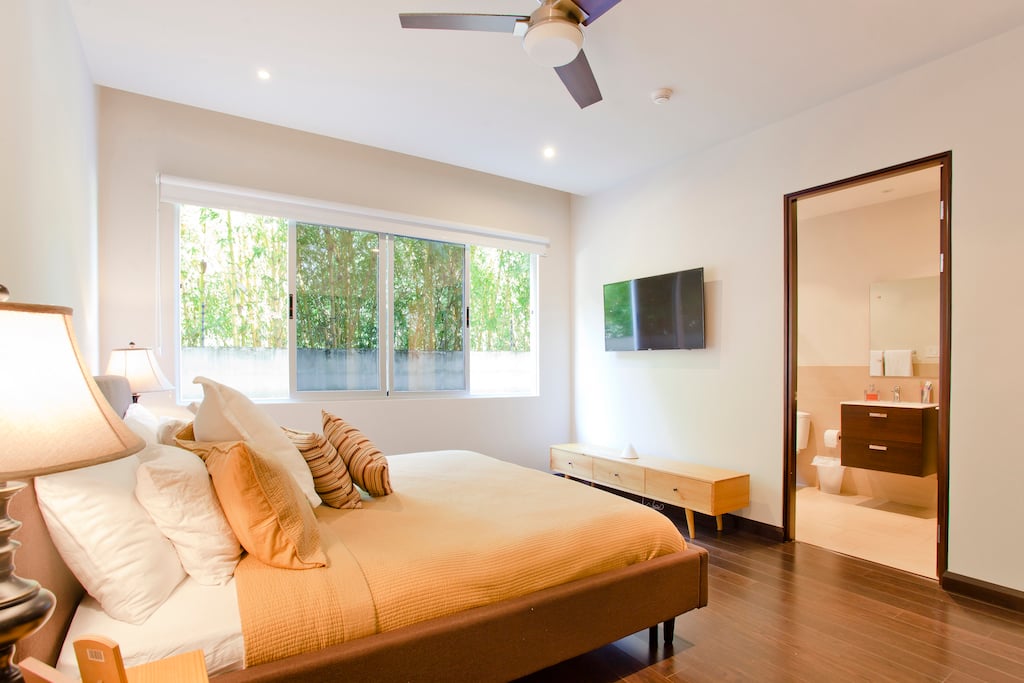 Contemporary Executive Residence, Escazu, San Jose