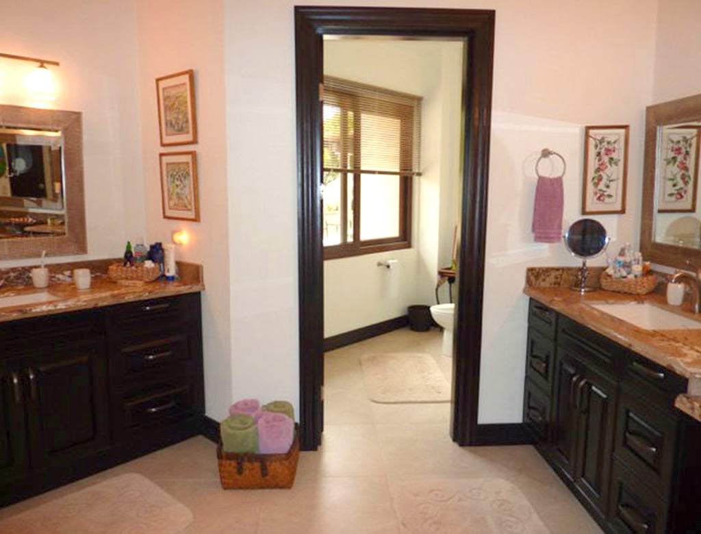 Golf Course Luxury Residence, Guacima, Alajuela