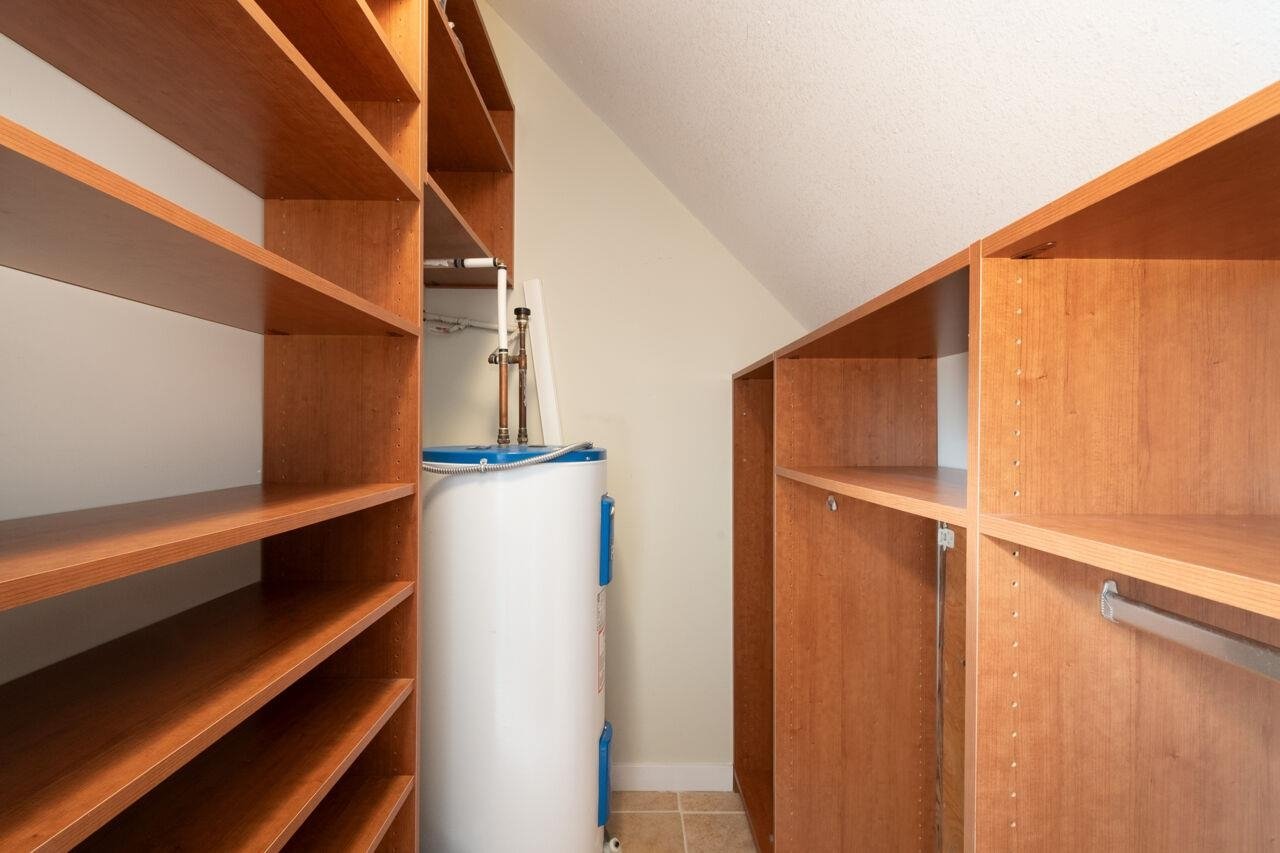 7-1642 E Georgia St
