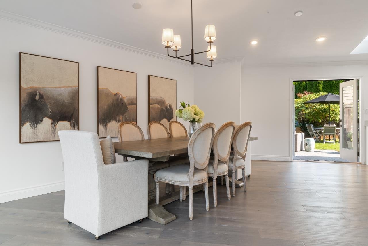 4168 Sunset Blvd