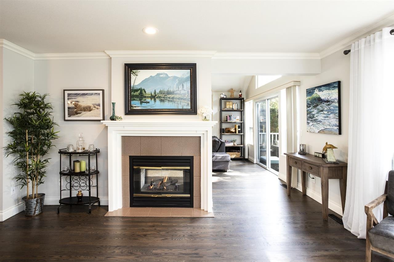 14-101 Parkside Dr