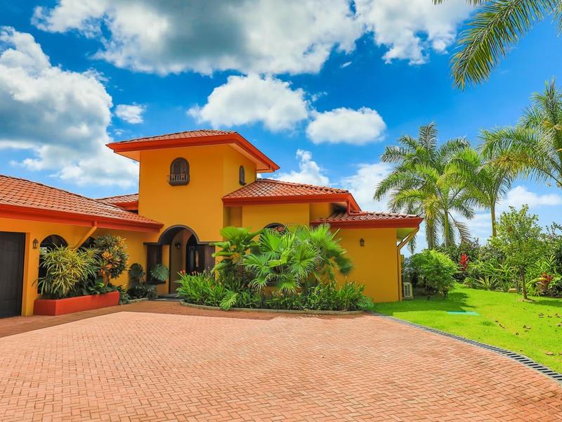 Luxurious 6 Bedroom Spanish Colonial Estate