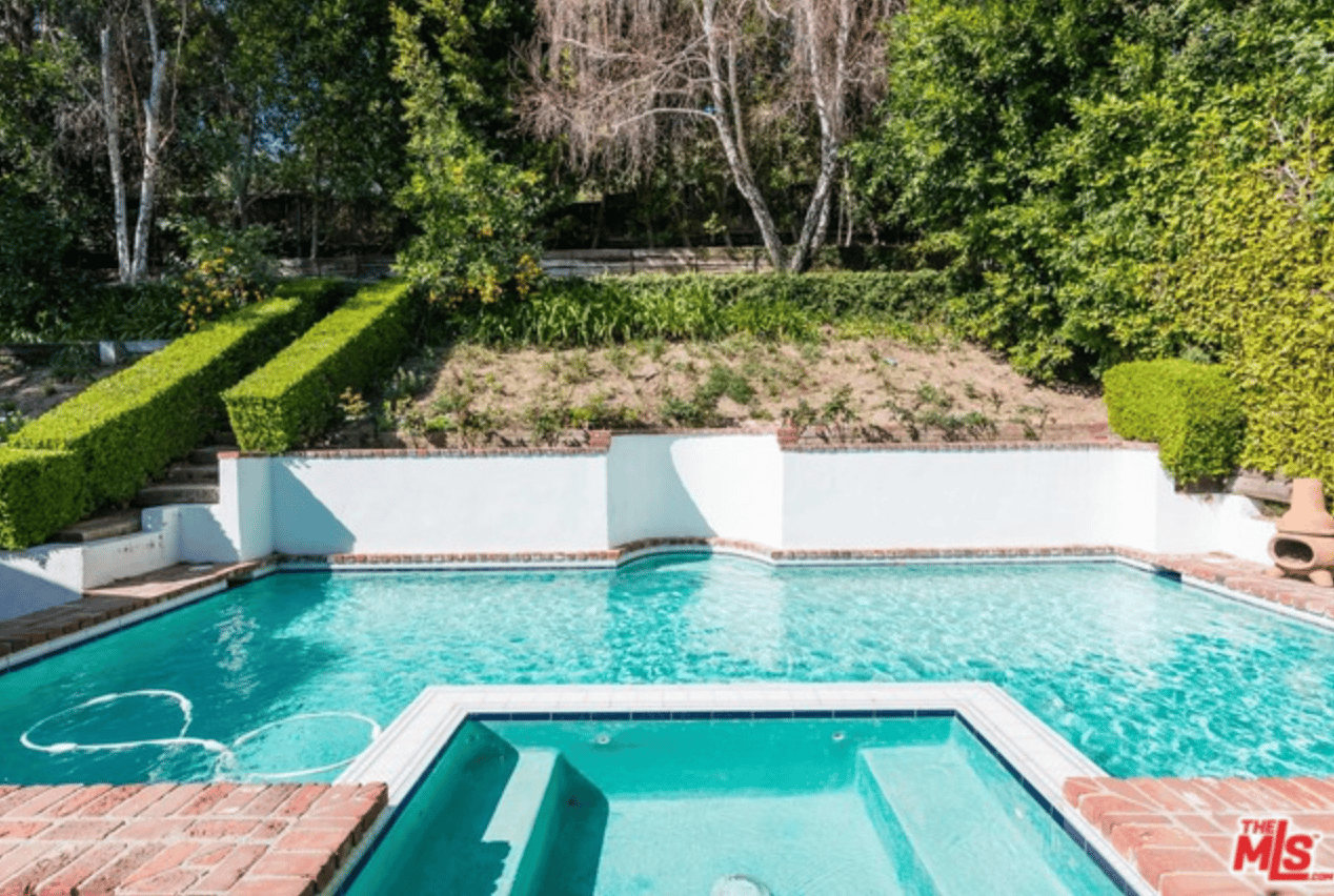 Enchanting Sherman Oaks Lease