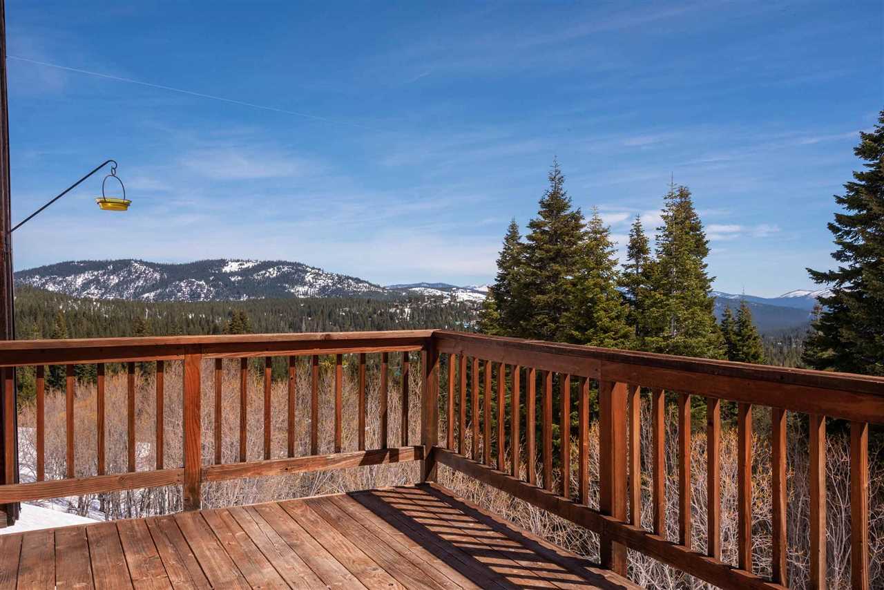 13443 Ski Slope Way