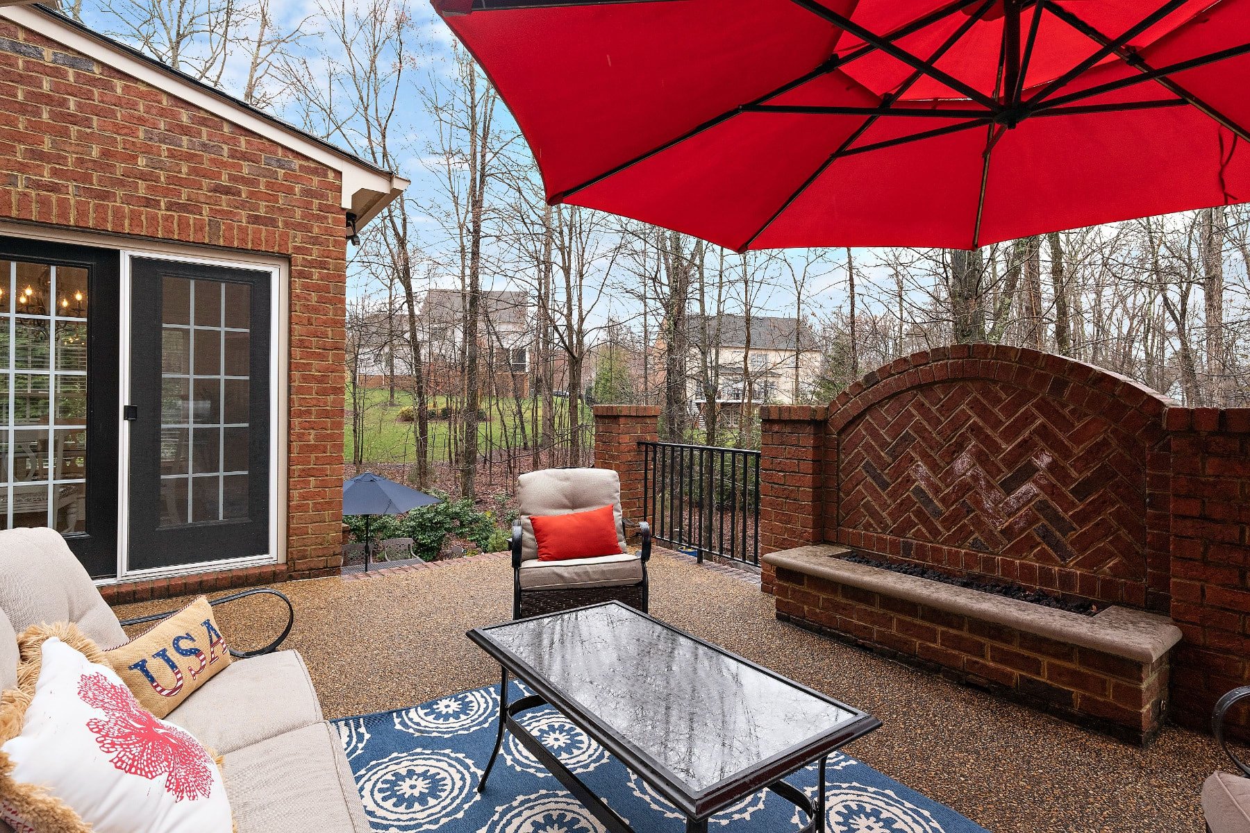3700 Ellerton Drive