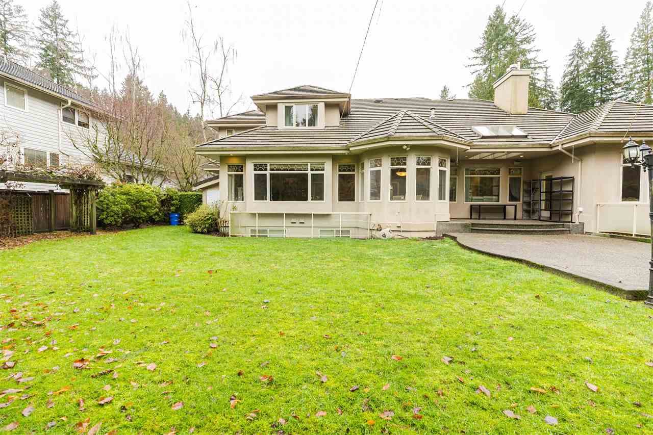2221 Tanager Place, North Vancouver