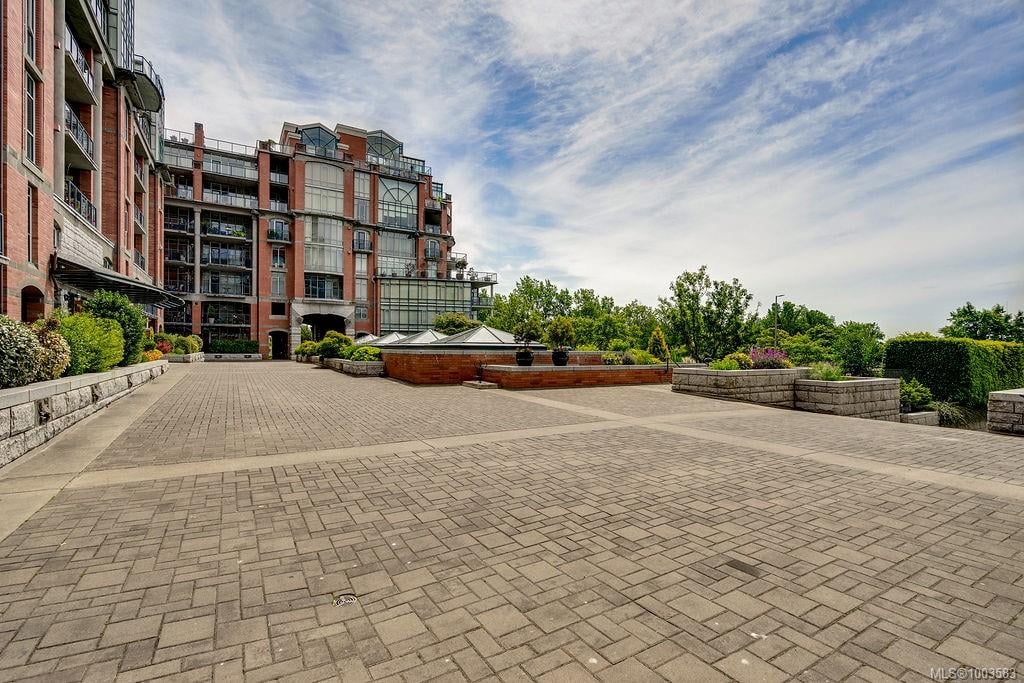 330-21 Dallas Rd