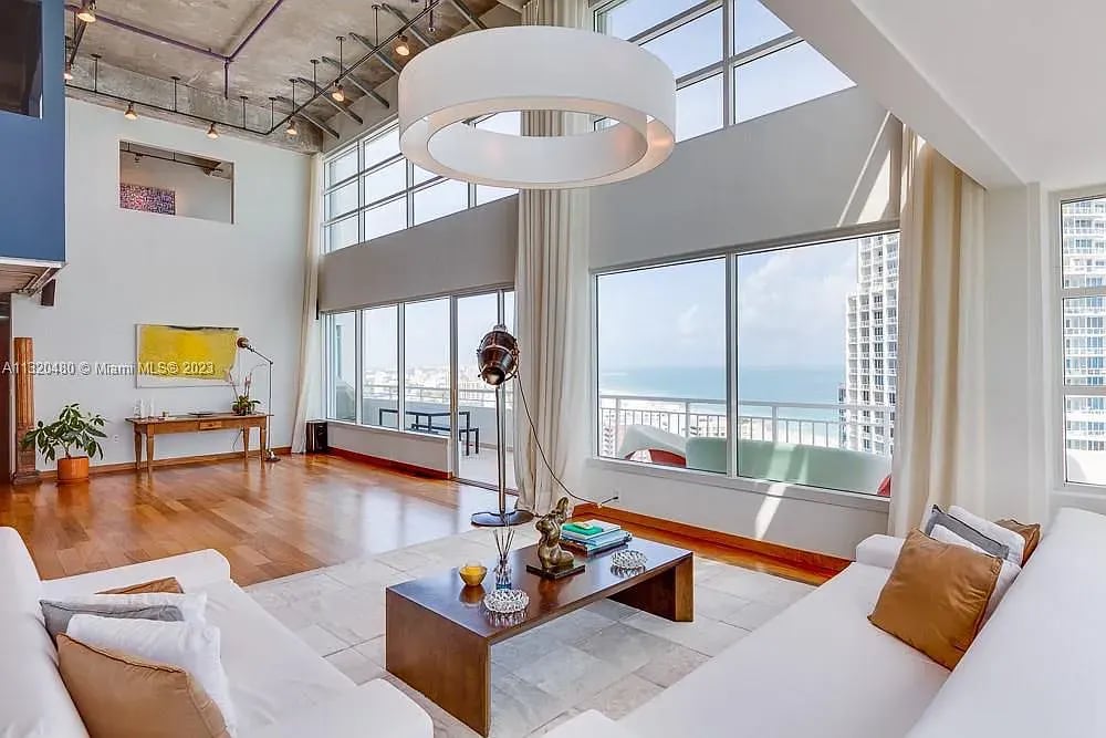 400 South Pointe Drive Apartment 2404