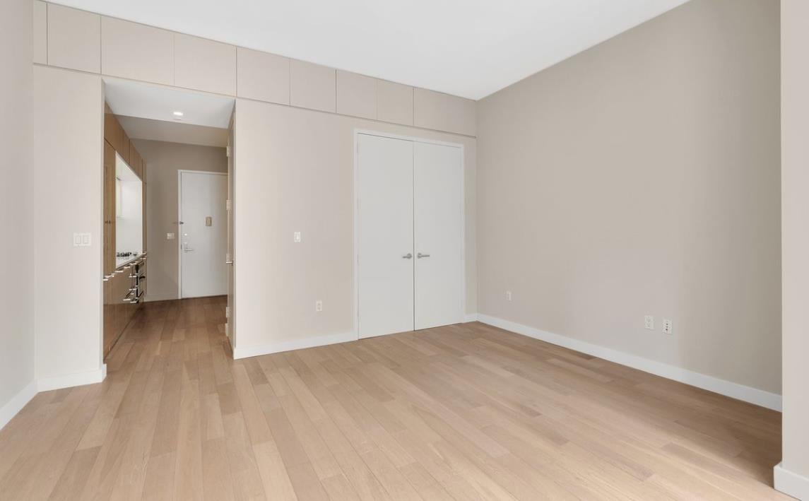 75 Wall Street, Apt 34-L
