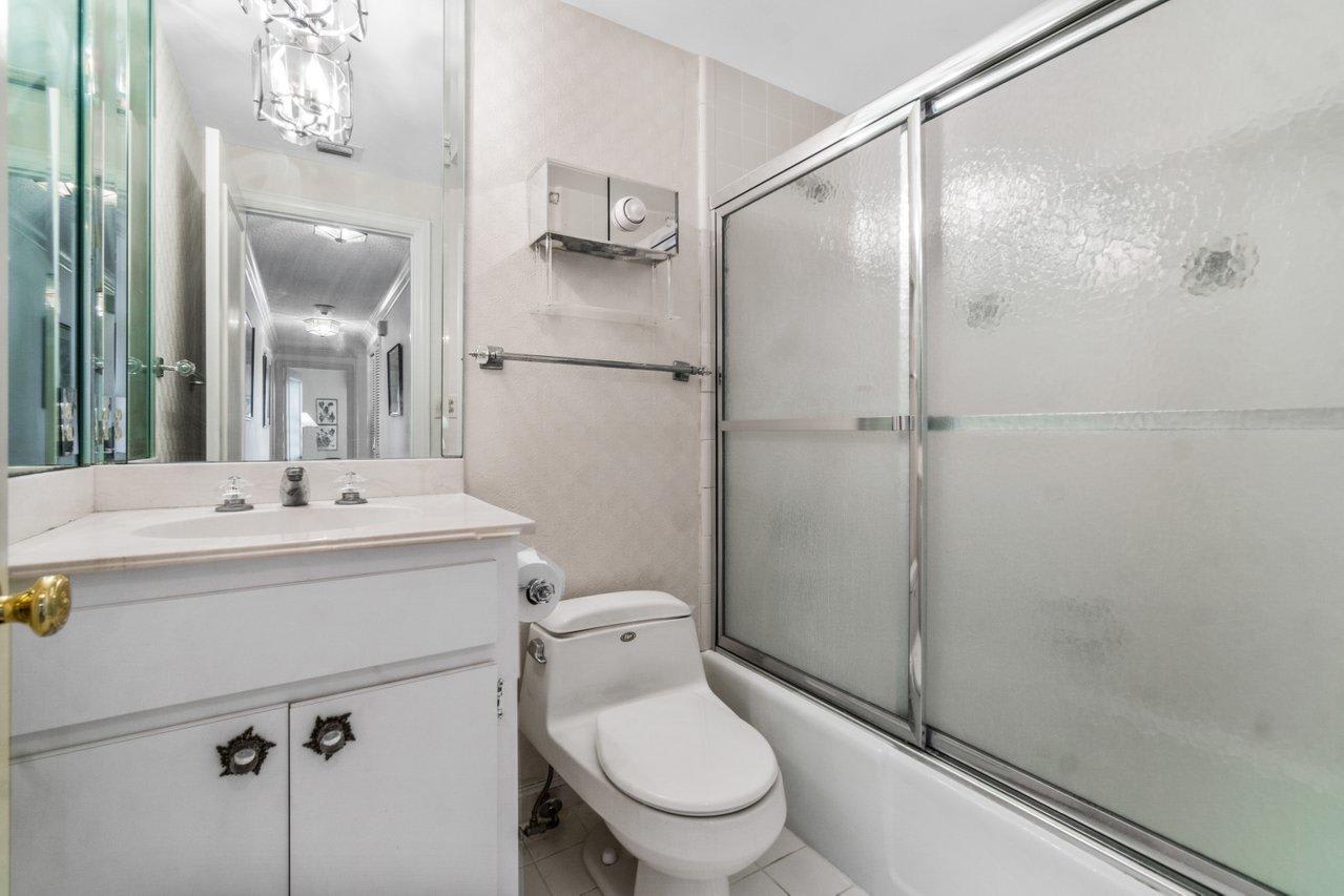 2150 S Ocean Blvd #1F