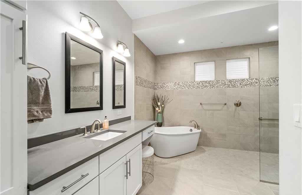 21530 Strada Nuova Cir #210