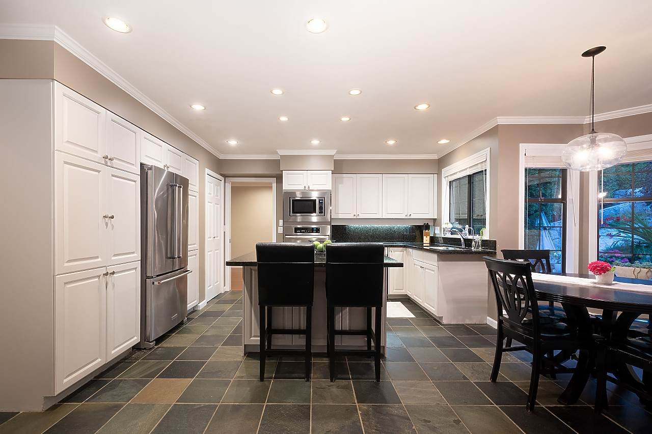 5467 Monte Bre Cres