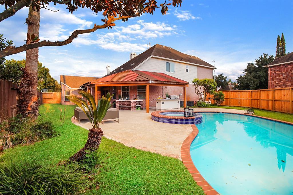 12714 Summerwood Gln