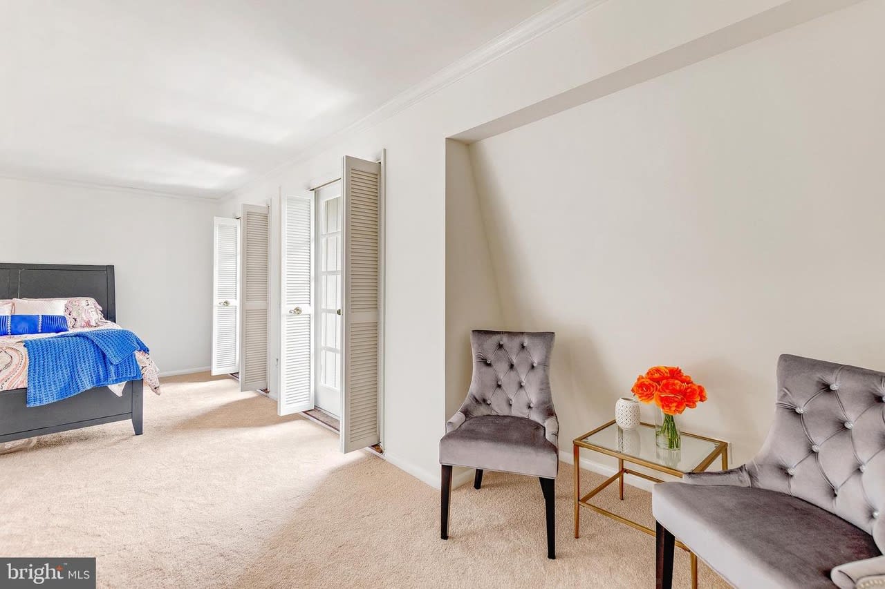 2128 Cathedral Ave NW - Buyer Represented