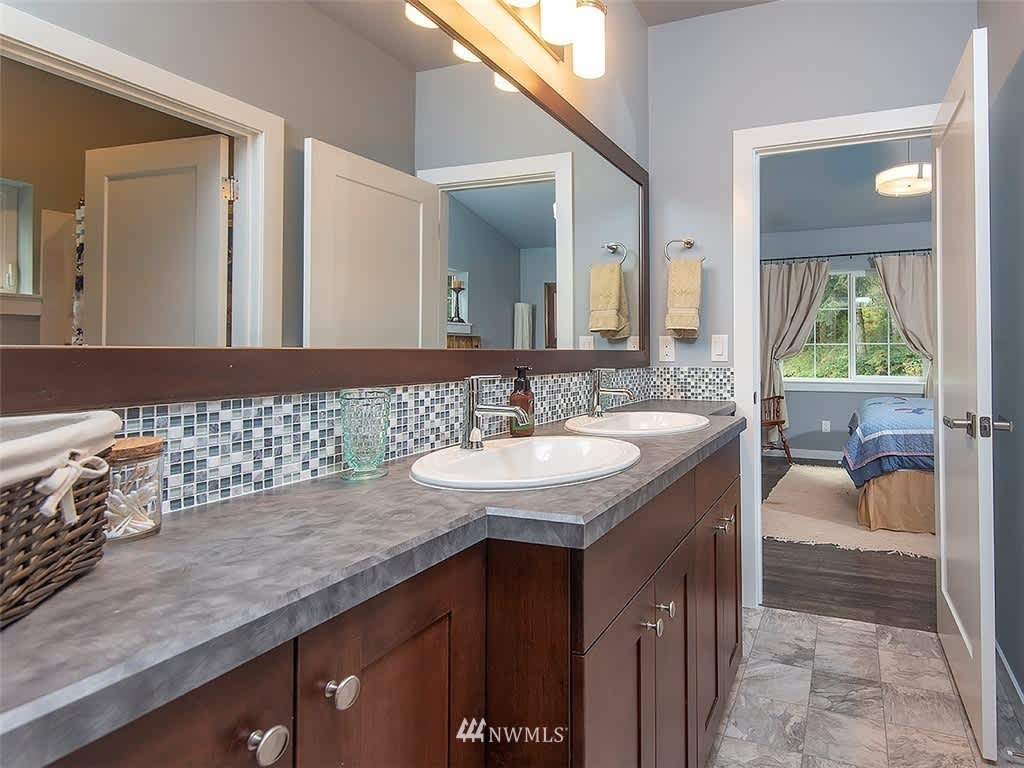 11802 127th Ave NE