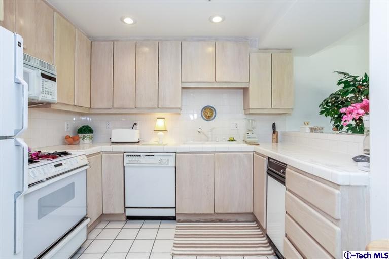 335 S Sierra Madre Blvd, #104