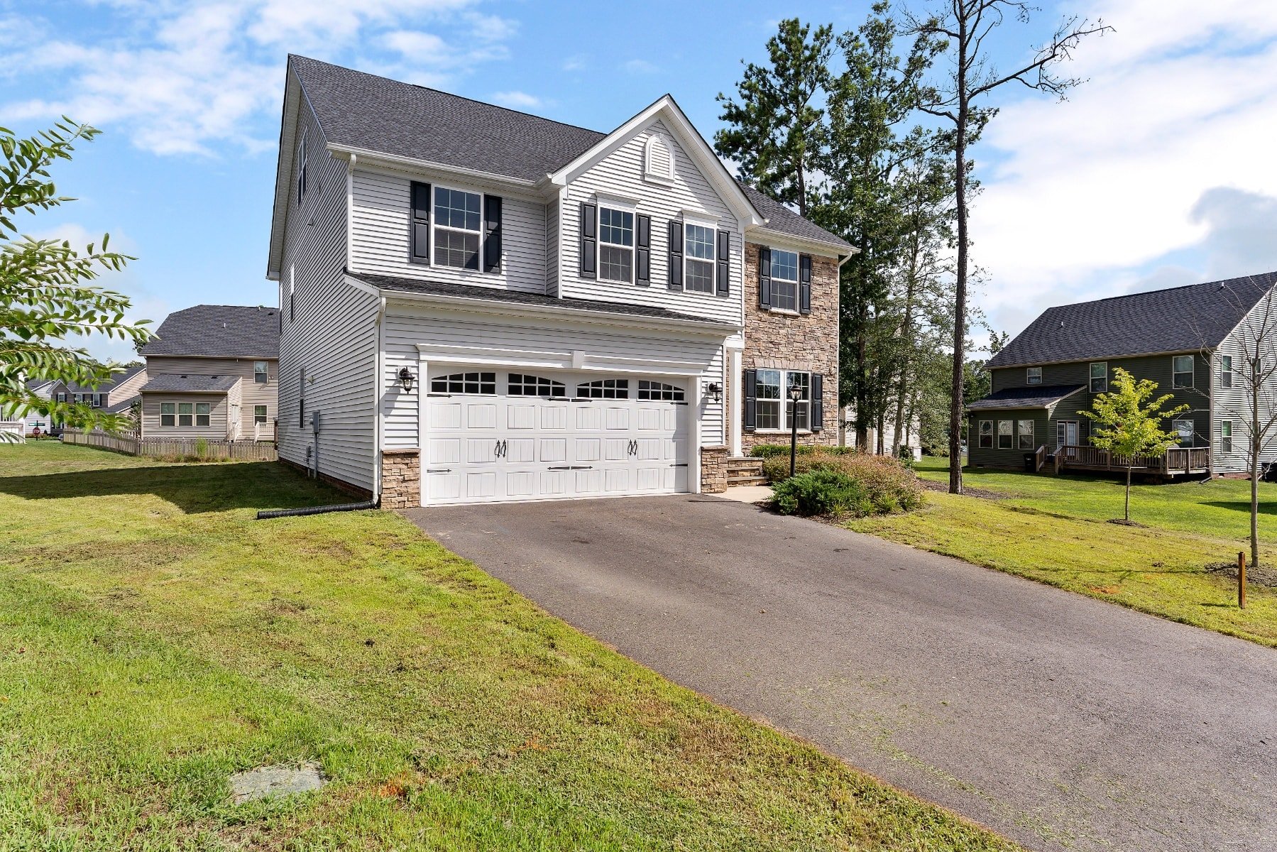 9807 Ashmill Court