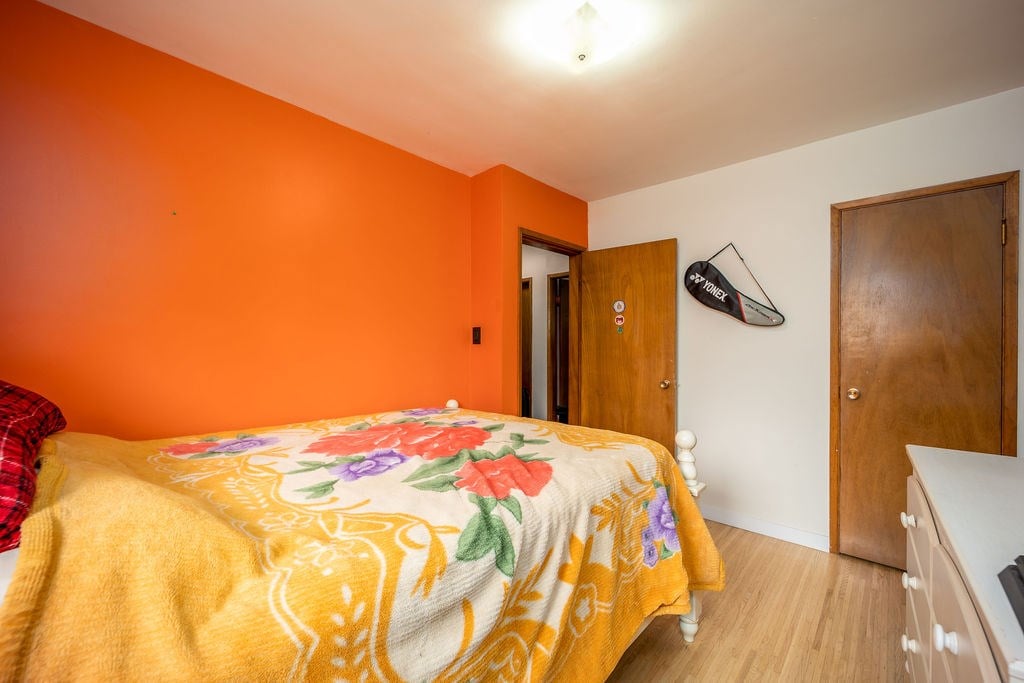7460 Kraft Cres