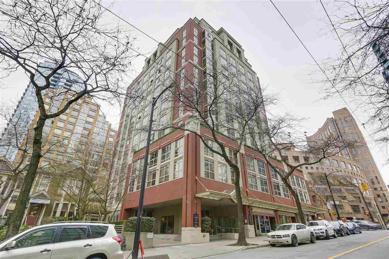 203-819 Hamilton St