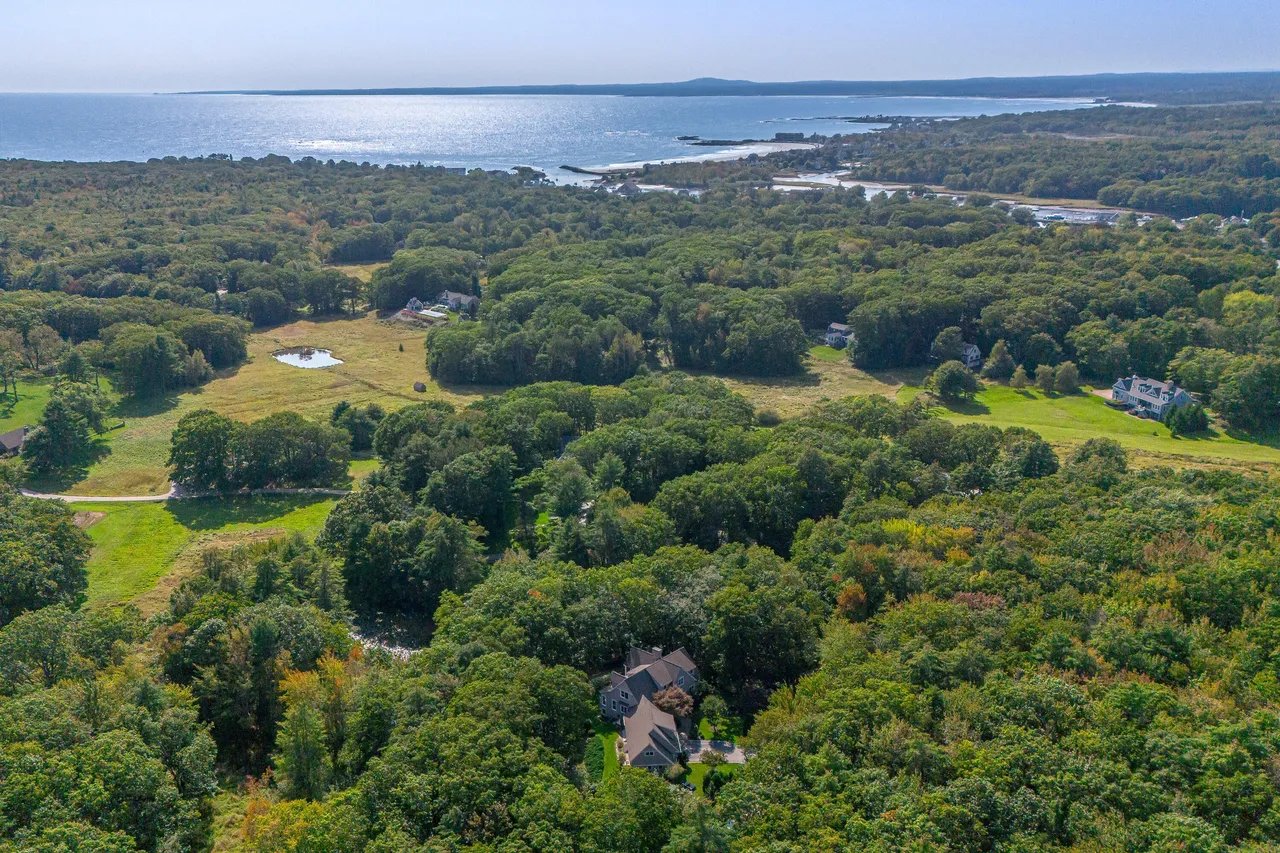 New Listing! 14 Rocky Pasture Lane, Kennebunkport, Maine – $2,875,000