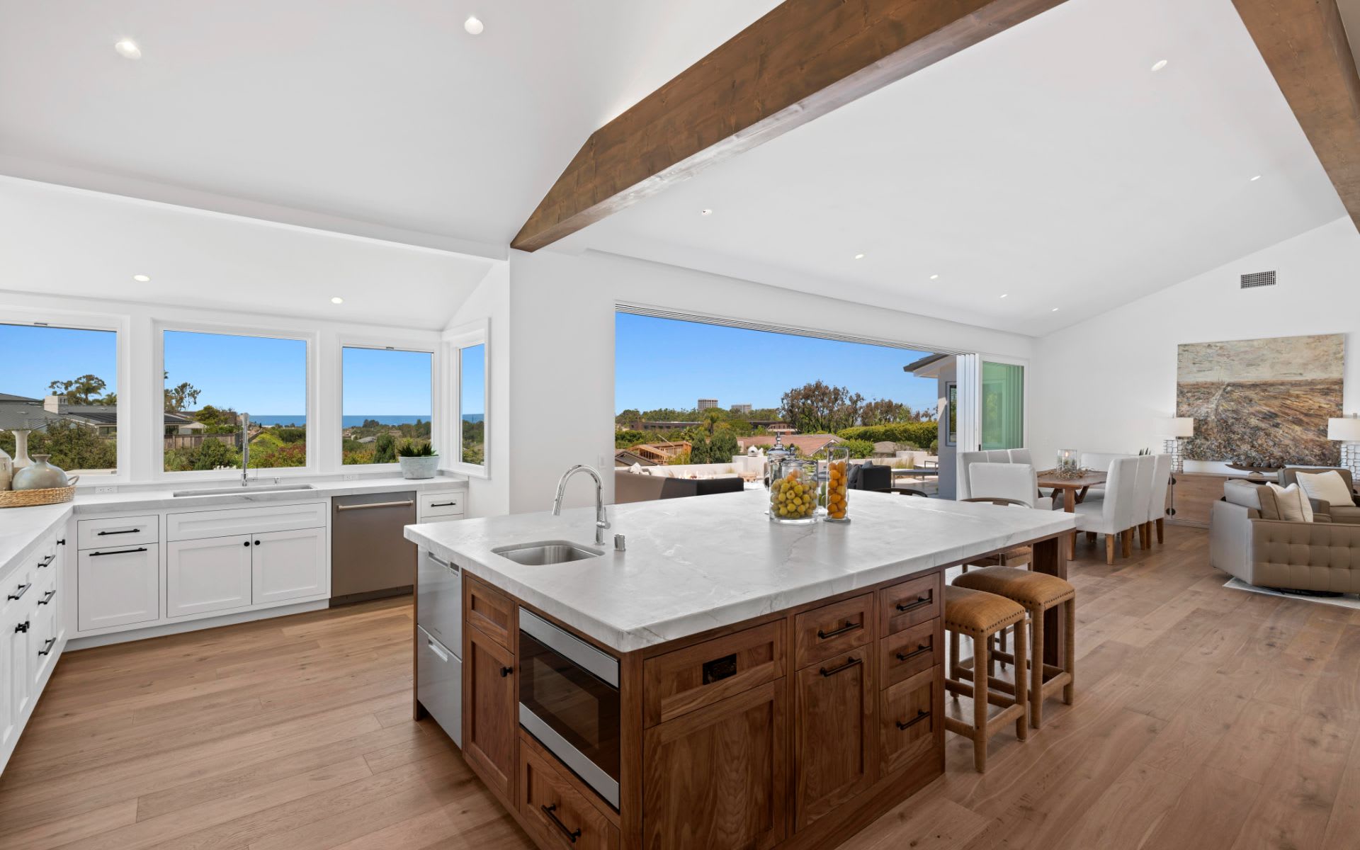 1627 Harbor Crest Circle