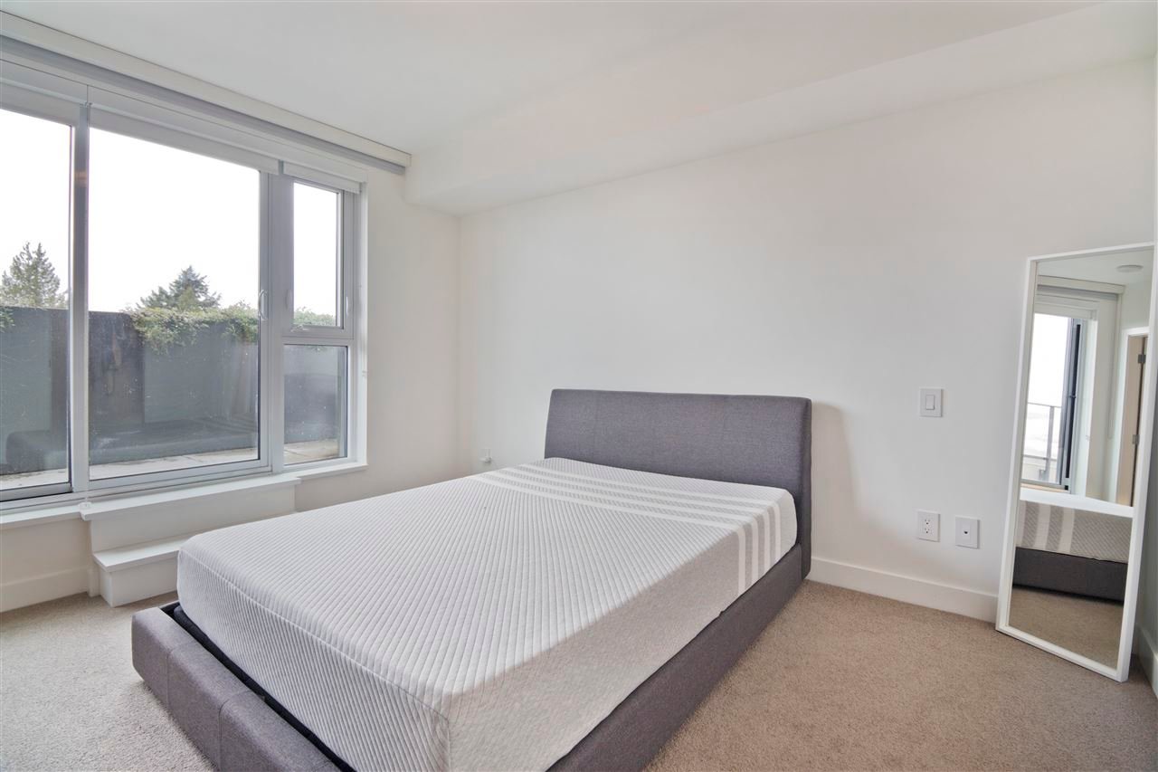 607-7228 Adera St