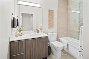 402-3811 Rowland Ave