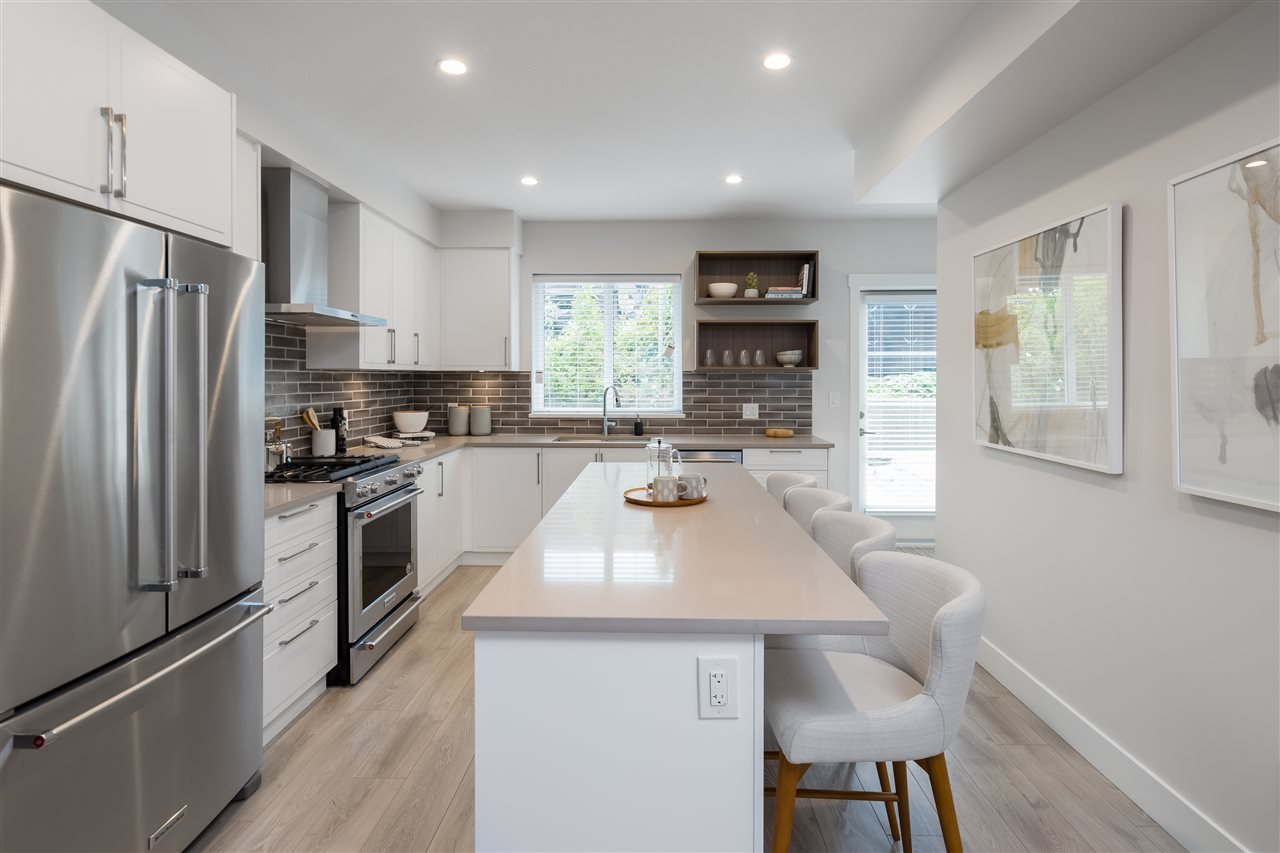 23-70 Seaview Dr